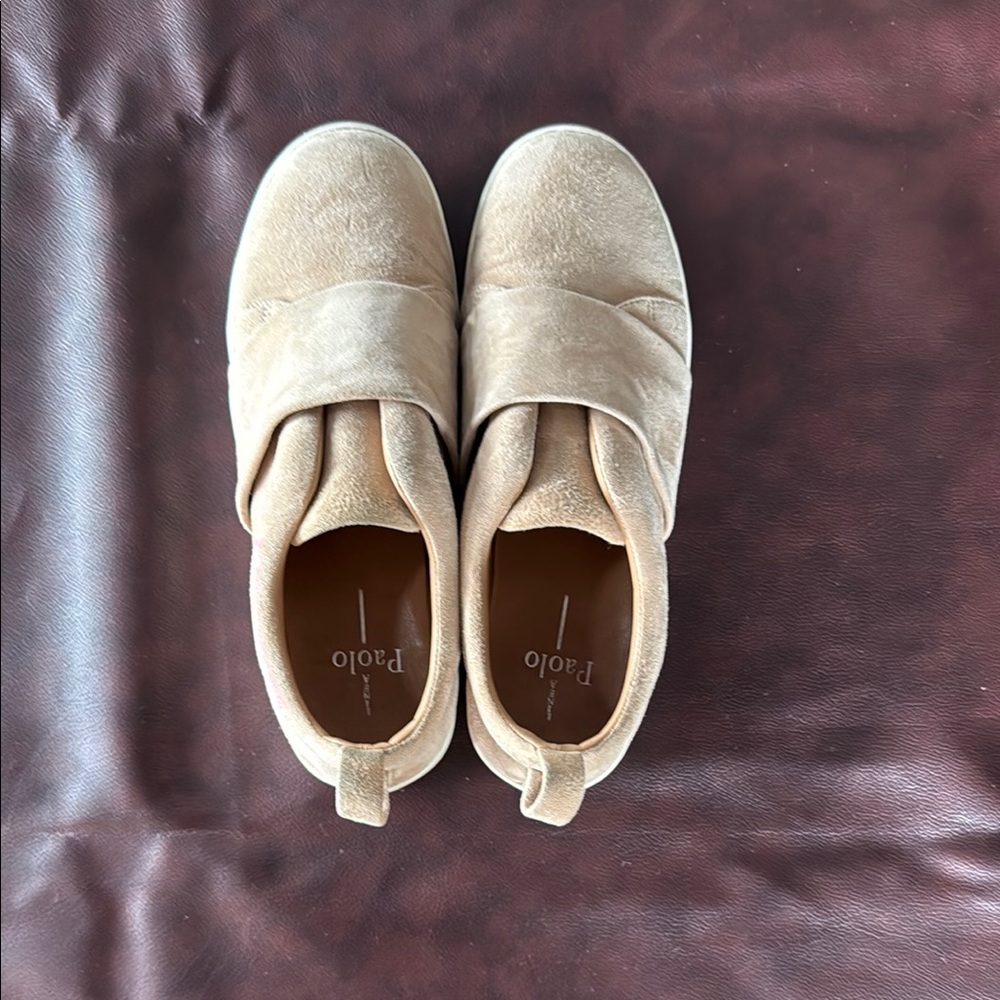 Paolo Tan Slip-On Sneakers Minimalist Design